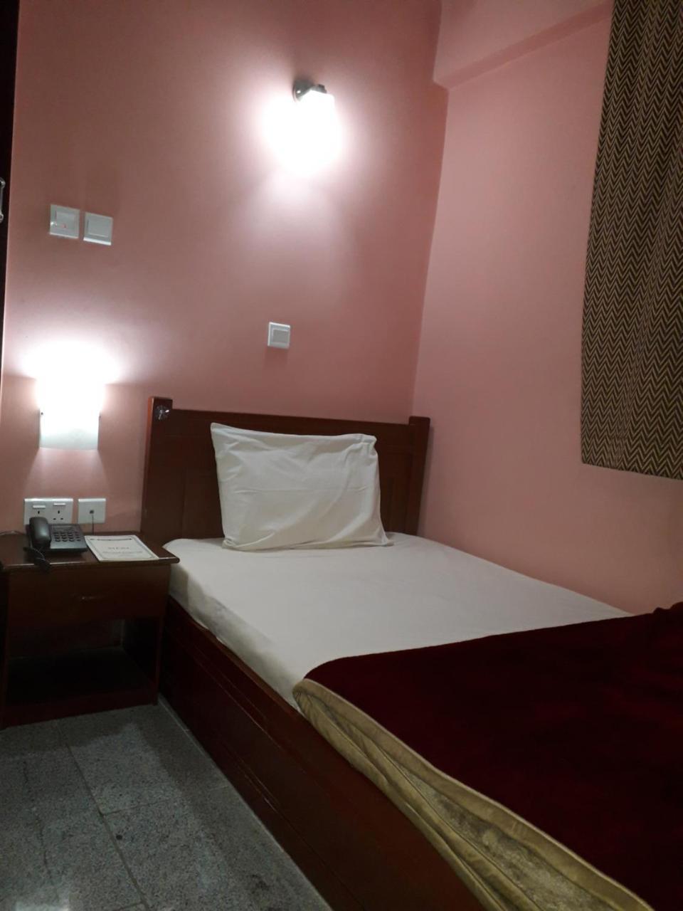 Hotel Newcastle Lagos Dış mekan fotoğraf